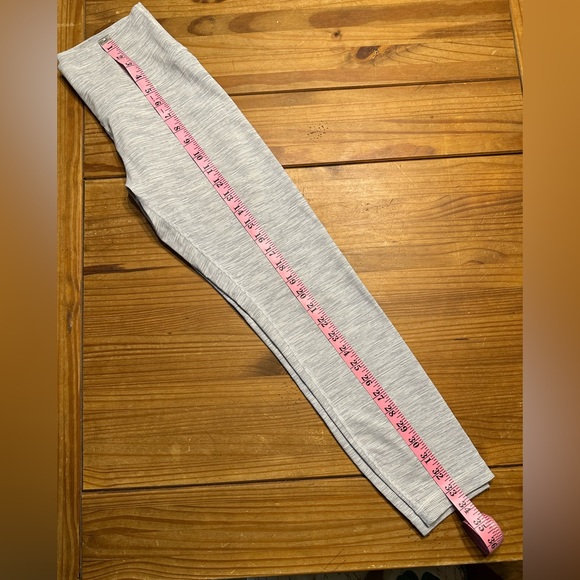 Lululemon Athletica Wunder Under high Rise Leggings. - Picture 7 of 9